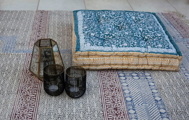 Hand Woven Dhurrie Rug: 4x6 Red & Blue Floral Cotton Area Rug