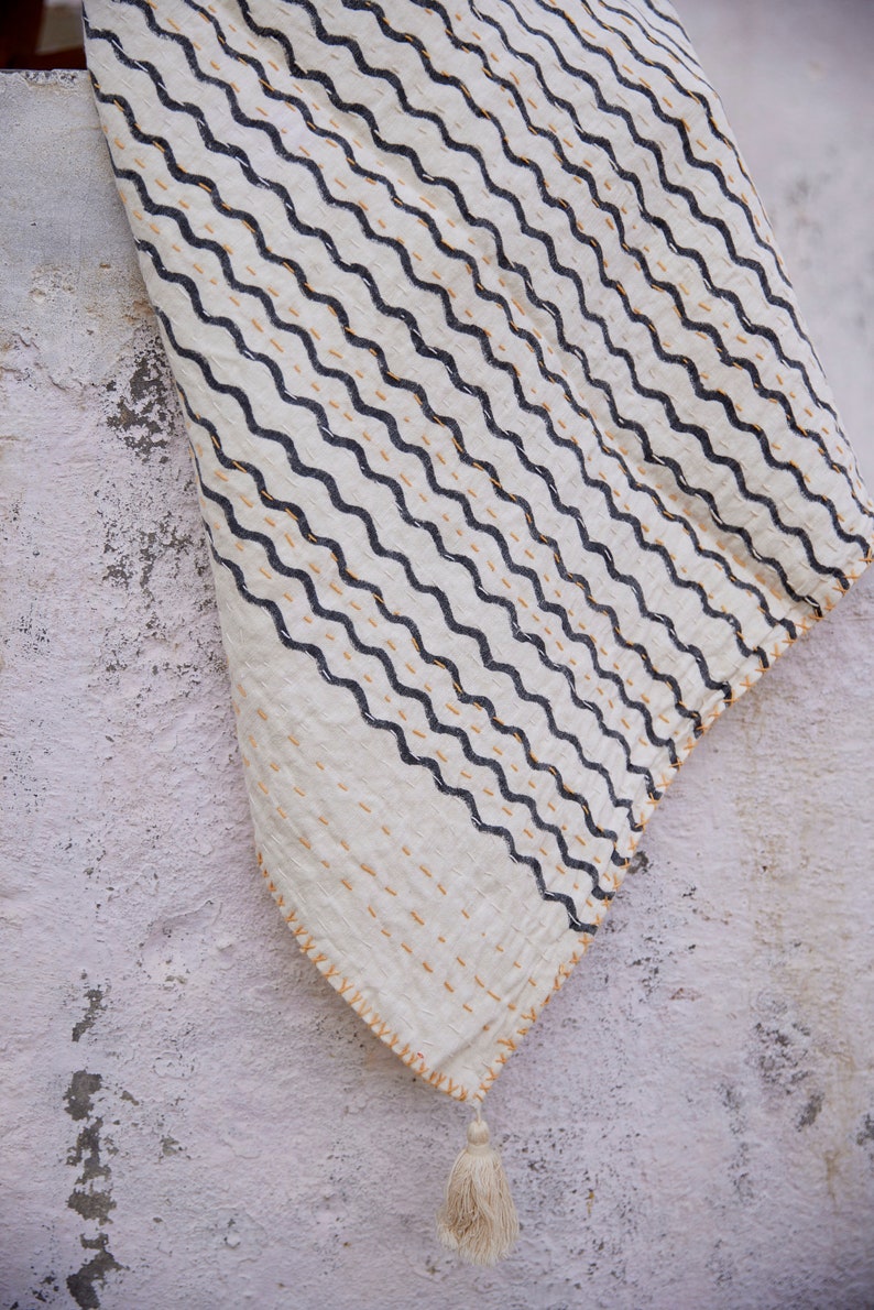 Handmade Linen Kantha Throw Blanket: Sun Design Block Print