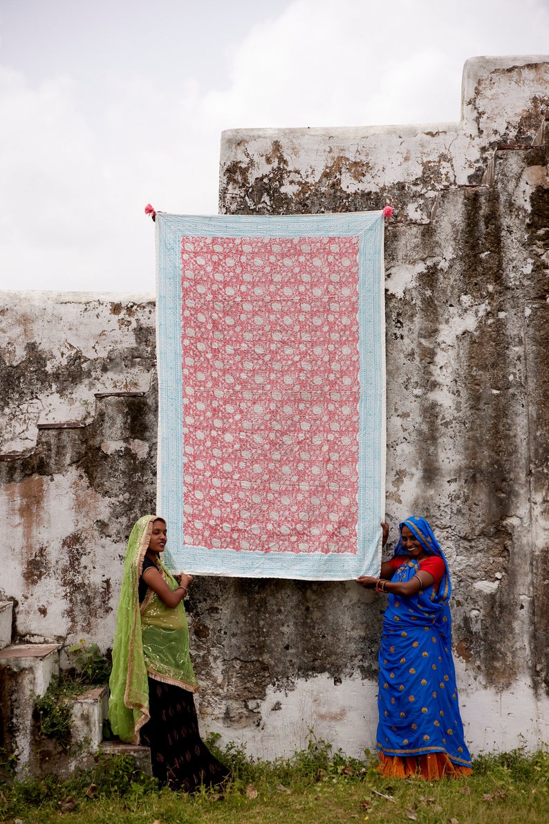 Pink Floral Kantha Quilt: Hand-Stitched Cotton Throw Blanket