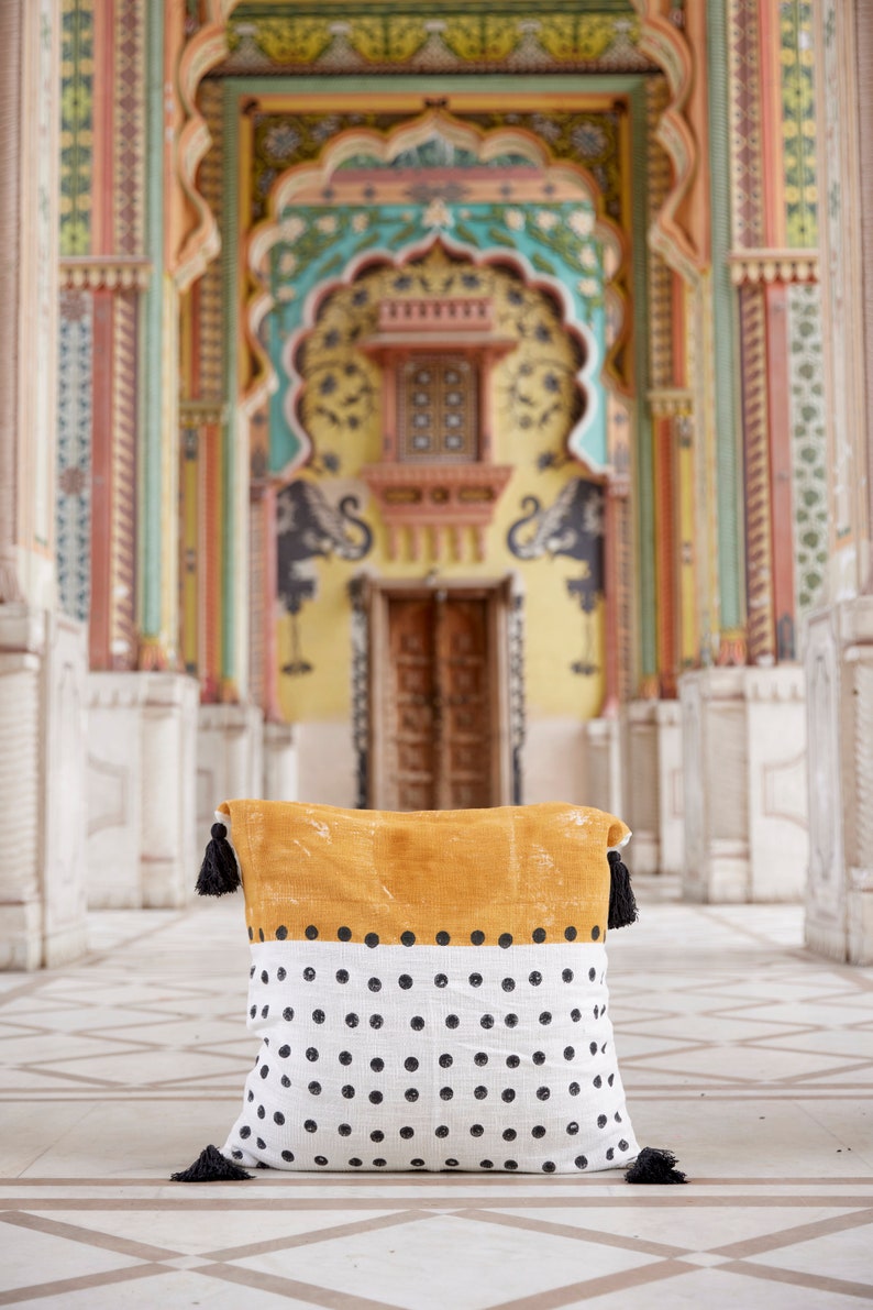 Handmade Block Printed Cotton Quilt: Reversible Kantha Bedspread