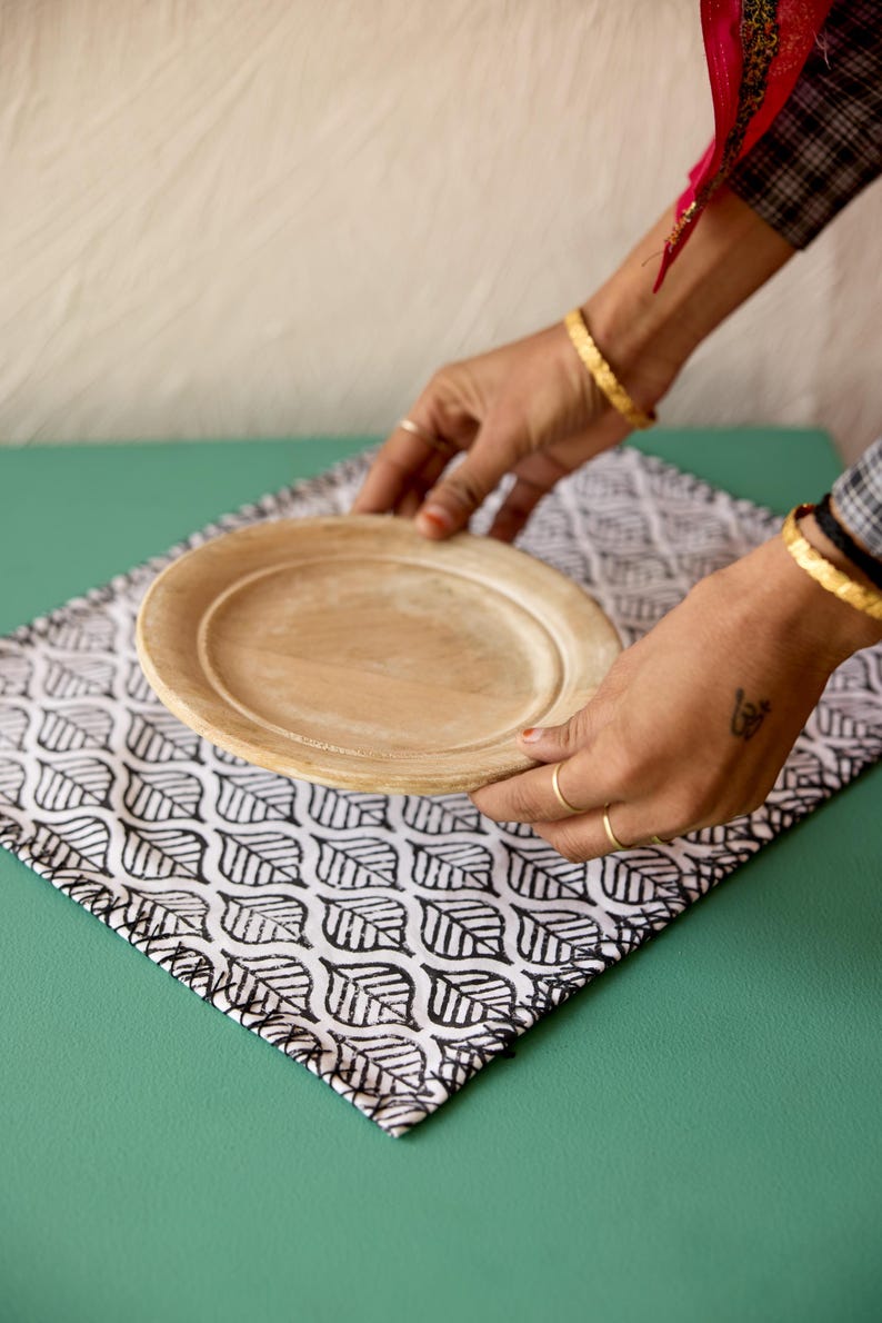 Hand-Printed Cotton Placemat Set: Kantha-Stitched Leaf Design