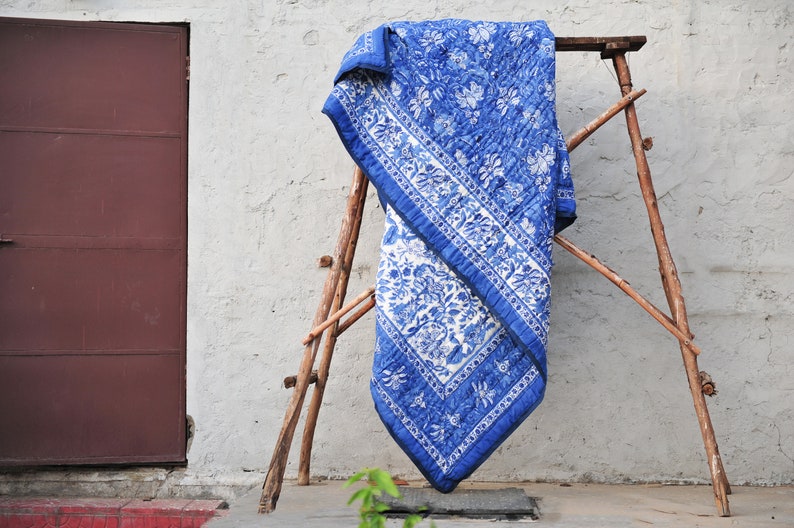 Handmade Floral Bedspread Quilt Set: King/Queen Cotton Shams