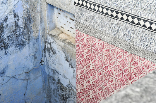 Red and Black Dhurrie Rug: Bohemian Geometric Cotton Area Rug (4 x 6)