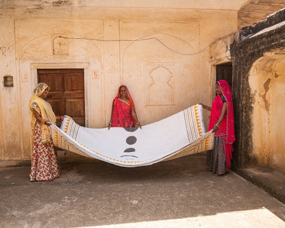 Handmade Cotton Bedspread Set: Hand-Stitched Quilt with Shams