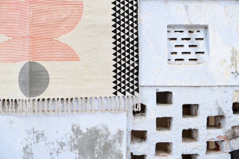 Handmade Cotton Dhurrie Rug: Modern Block Print Area Rug