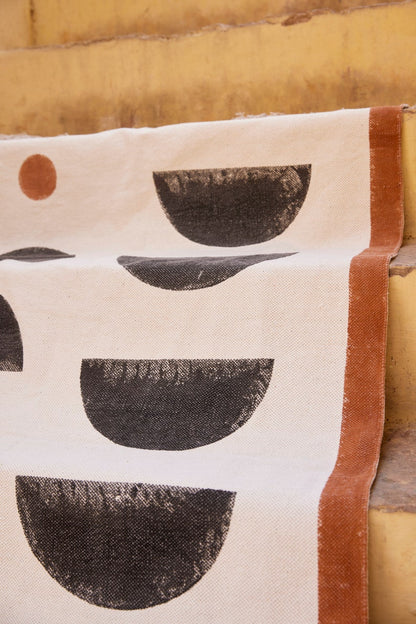 Hand-Printed Cotton Dhurrie Rug: 8x10 Abstract Bauhaus Design