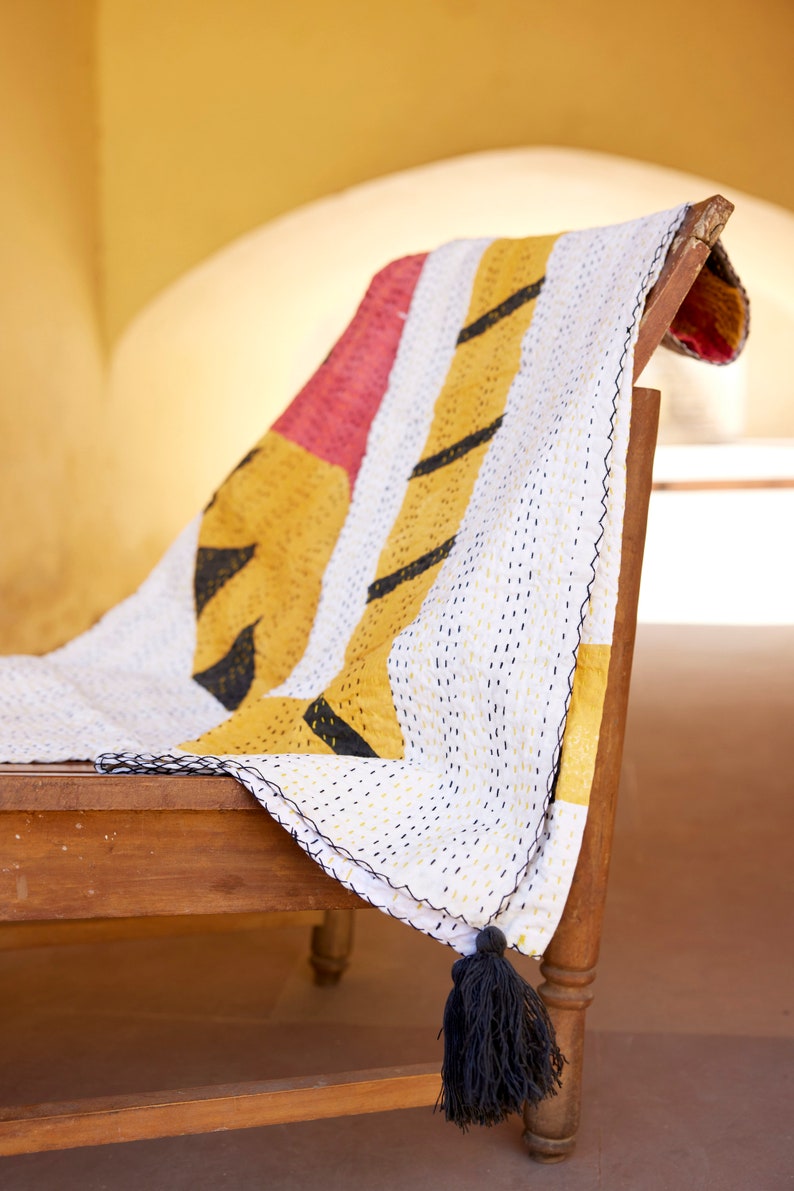 Tiger Face Kantha Throw Blanket: Hand-stitched Cotton Indian Quilt