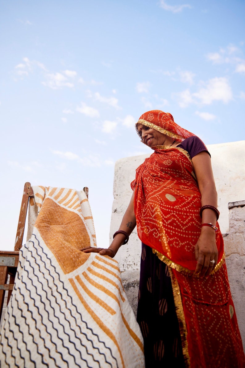 Hand-Stitched Linen Kantha Throw Blanket: Block-Printed Boho Accent