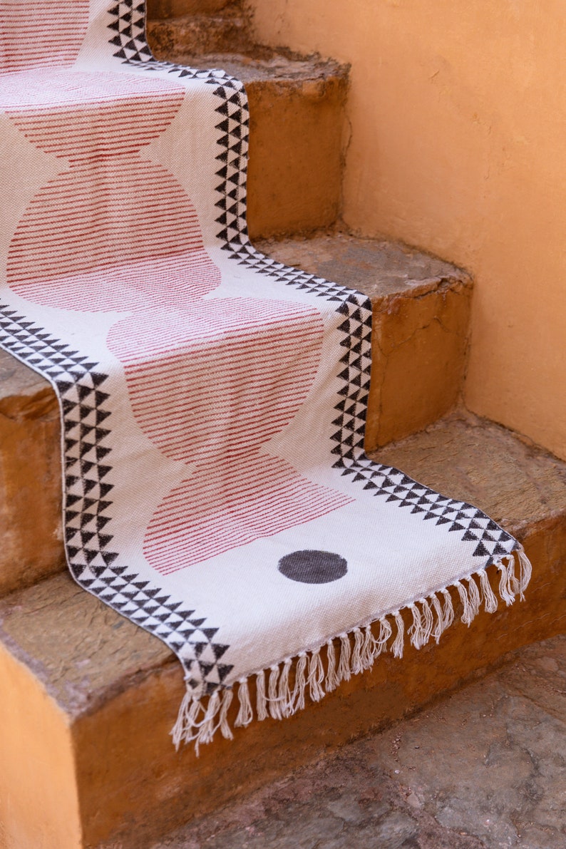 Block Printed Cotton Dhurrie Rug Runner: Modern Hallway Decor