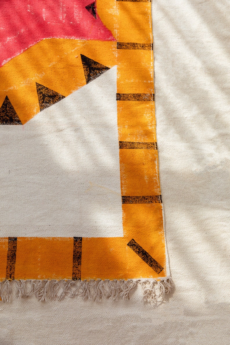 Handmade Block Printed Tiger Rug: Colorful Cotton Area Rug (4x6)