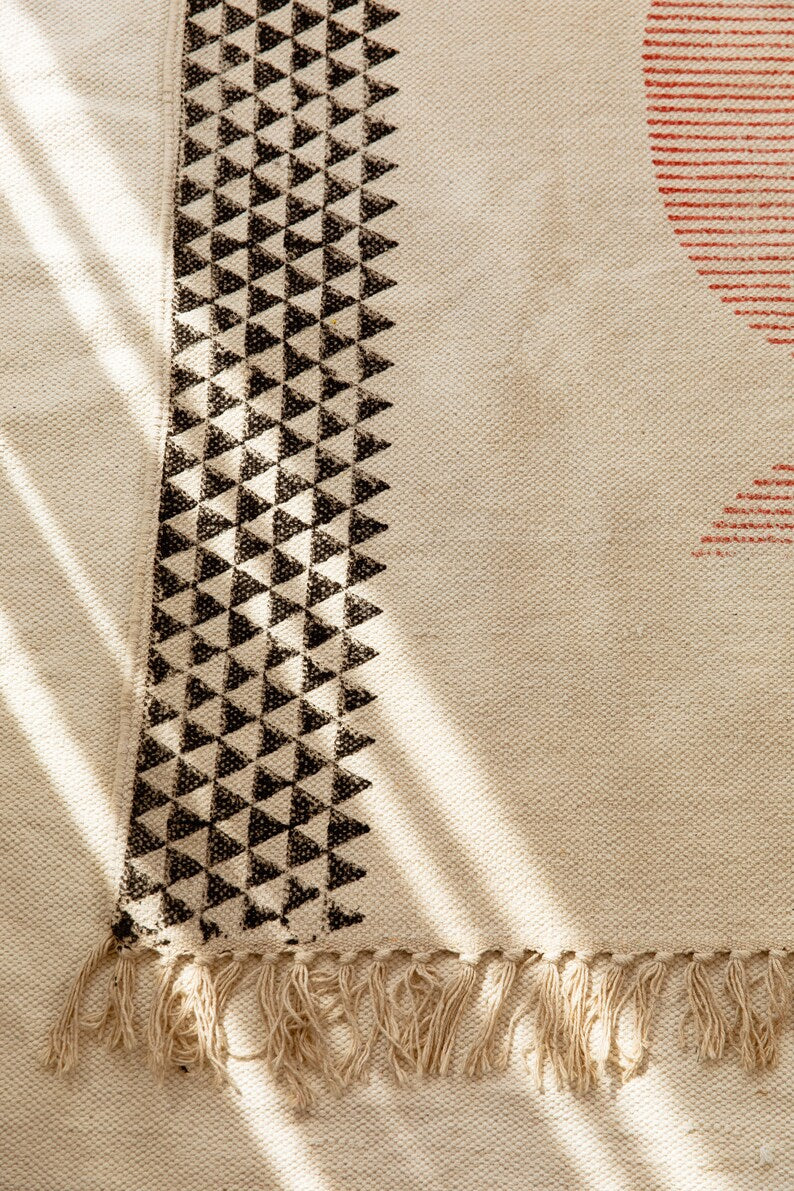 Handmade Block Print Cotton Dhurrie Rug: Bohemian Abstract Design