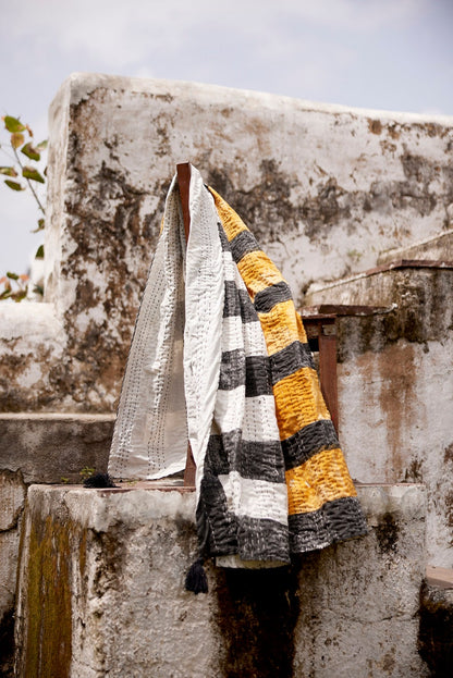 Handmade Kantha Throw Blanket: Cotton Hand-Block Printed Quilted Throw