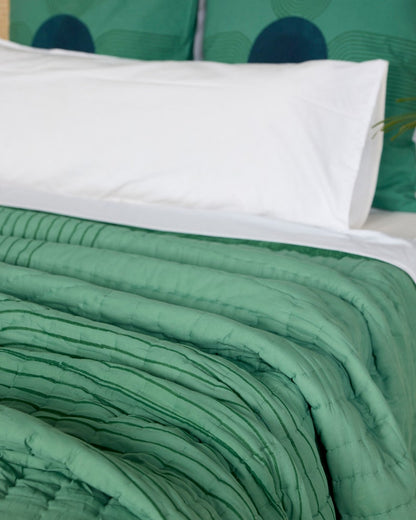 Handmade Queen Quilt: Reversible Cotton Bedspread, Boho Modern Bedding