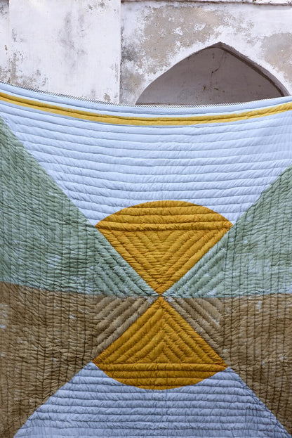 Handmade Block Printed Cotton Quilt: Modern King/Queen Bedspread