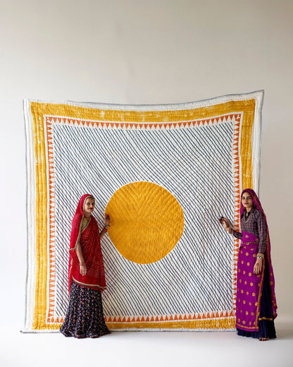 Handmade Kantha Quilt: King/Queen Cotton Bedspread with Shams