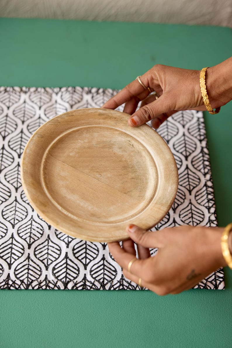 Hand-Printed Cotton Placemat Set: Kantha-Stitched Leaf Design
