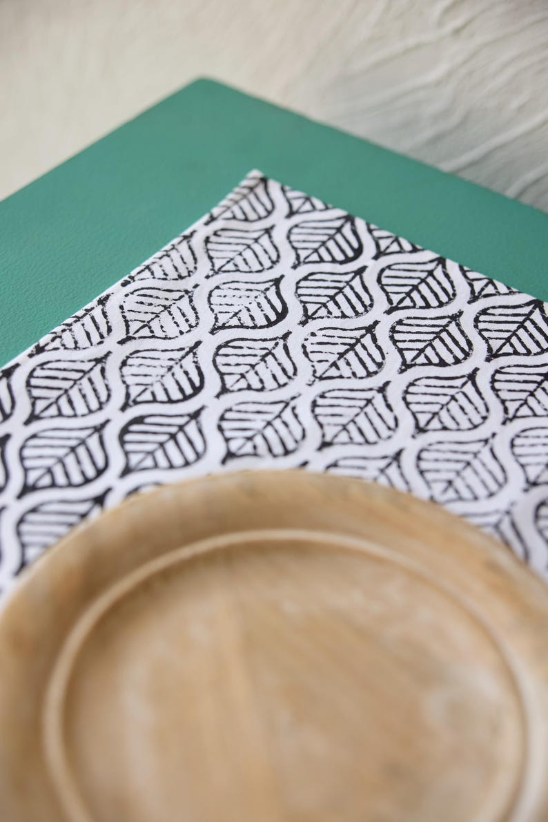 Hand-Printed Cotton Placemat Set: Kantha-Stitched Leaf Design