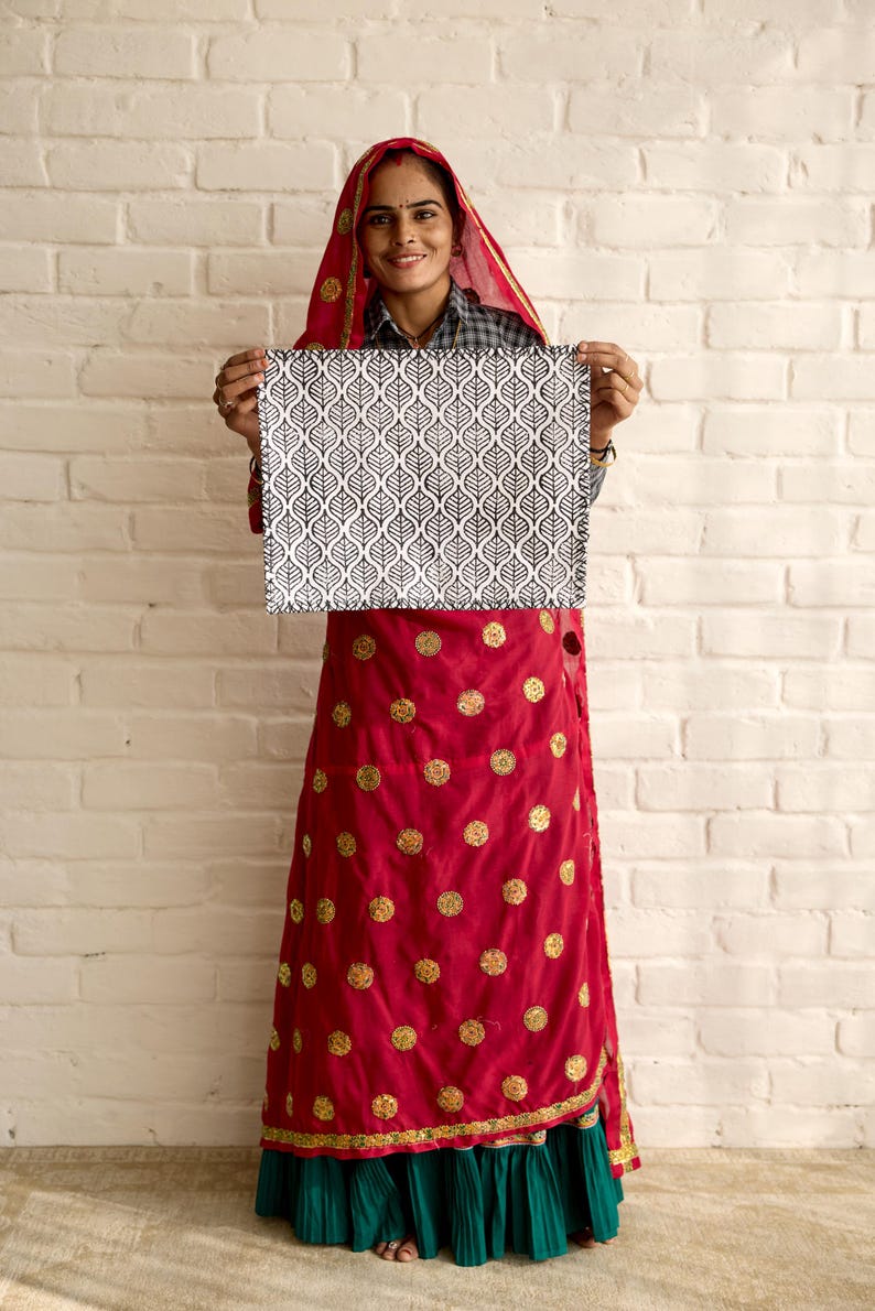 Hand-Printed Cotton Placemat Set: Kantha-Stitched Leaf Design